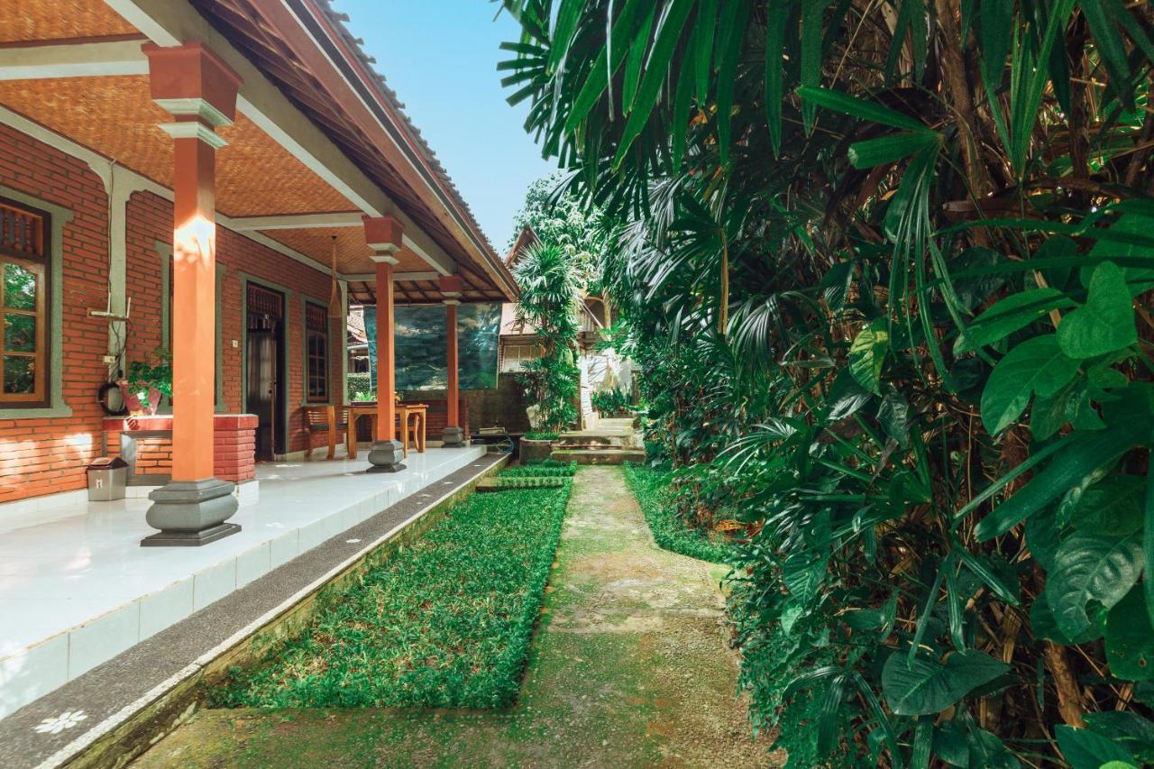 Suastika Lodge Ubud  Ngoại thất bức ảnh